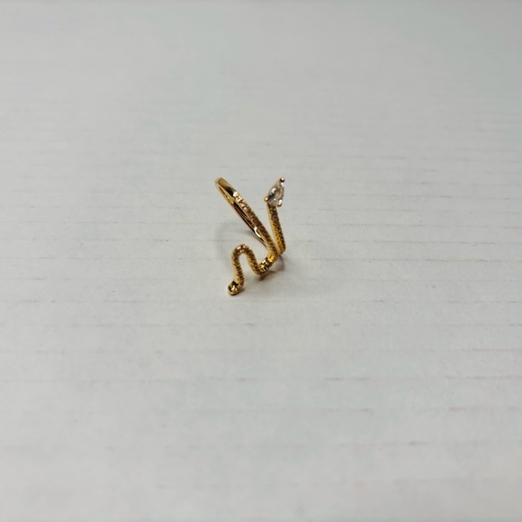 ADORNIA 14K Gold Plated Swarovski Crystal  Accented Winding Snake Ring Size 7 - Picture 6 of 9